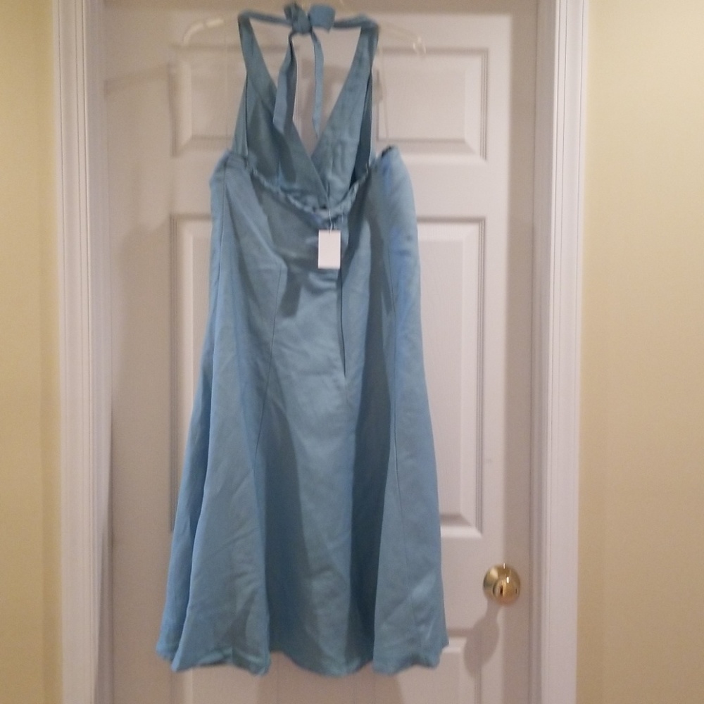Linen Dress - Picture 3 of 3